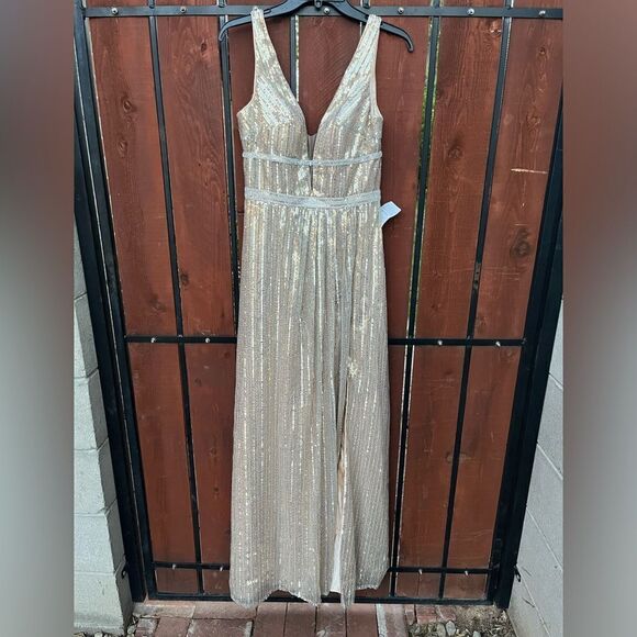 Mac Duggal Sequined Gown Style 49012 Sleeveless High Slit size 4 NWT - Picture 2 of 12